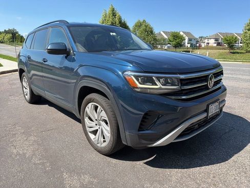 Used 2021 Volkswagen Atlas SE AWD/4WD image 2