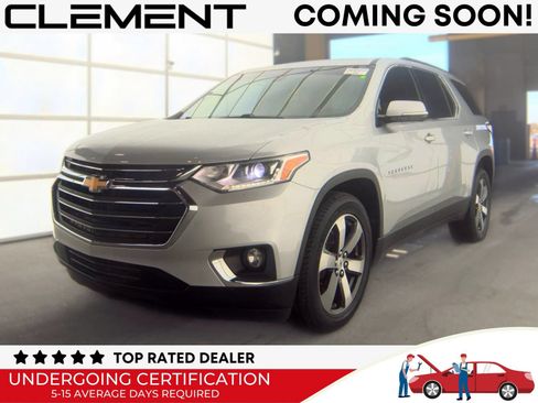 Used 2019 Chevrolet Traverse LT w/ LT Premium Package FWD image 1
