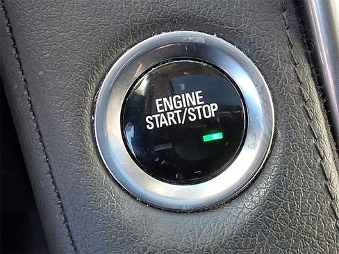 Used 2020 Cadillac Escalade Premium Luxury image 16