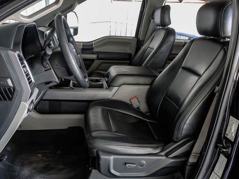 Used 2017 Ford F250 XLT w/ XLT Value Package image 28