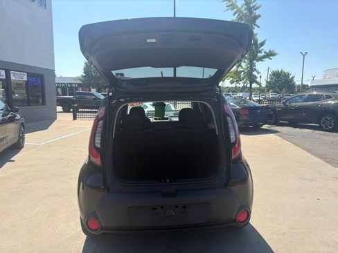 Used 2016 Kia Soul FWD image 9
