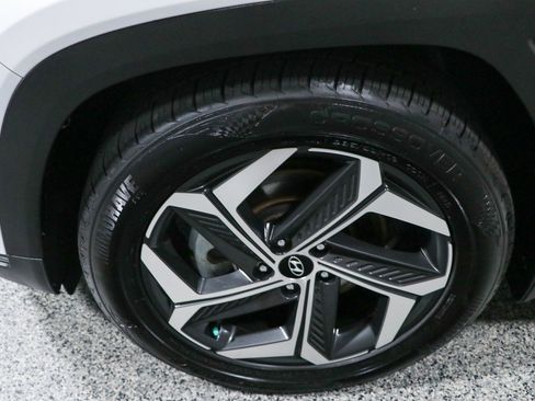 Used 2022 Hyundai Tucson Limited FWD image 11