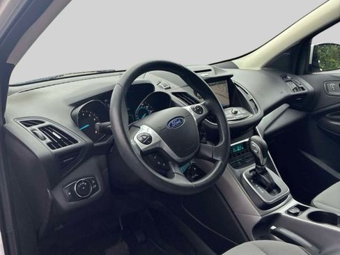 Used 2014 Ford Escape SE w/ Equipment Group 201A AWD/4WD image 3