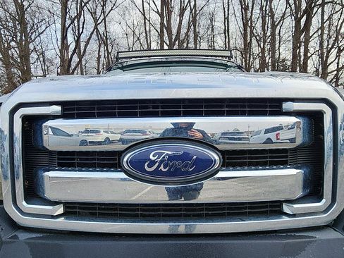 Used 2015 Ford F250 XLT w/ XLT Value Package image 11