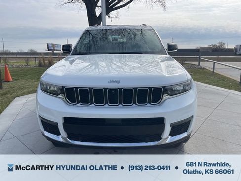 Used 2023 Jeep Grand Cherokee L Limited w/ Luxury Tech Group II image 12