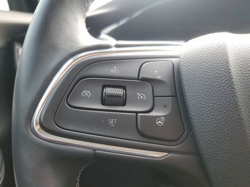 Used 2023 Buick Envision Essence w/ Technology Package I image 20