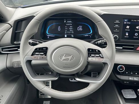 New 2026 Hyundai Elantra Sport FWD image 22