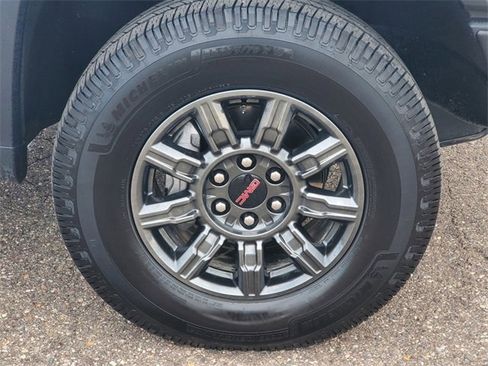 Certified 2024 GMC Sierra 1500 AT4X image 28