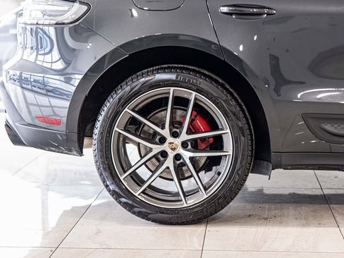 Used 2023 Porsche Macan S image 11
