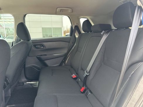 Certified 2025 Nissan Rogue S image 18