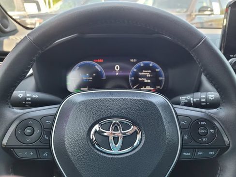 Used 2023 Toyota RAV4 XSE AWD/4WD image 33