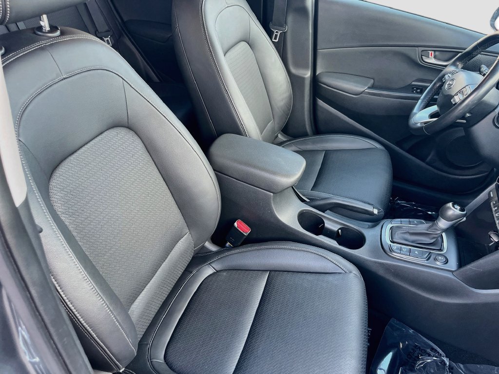 Used 2021 Hyundai Kona Ultimate w/ Cargo Package AWD/4WD image 29