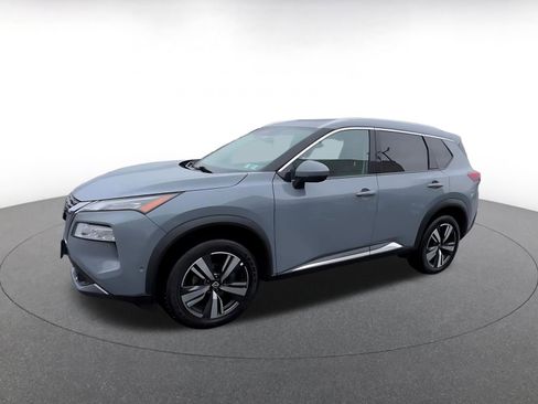 Used 2023 Nissan Rogue SL w/ SL Premium Package image 8