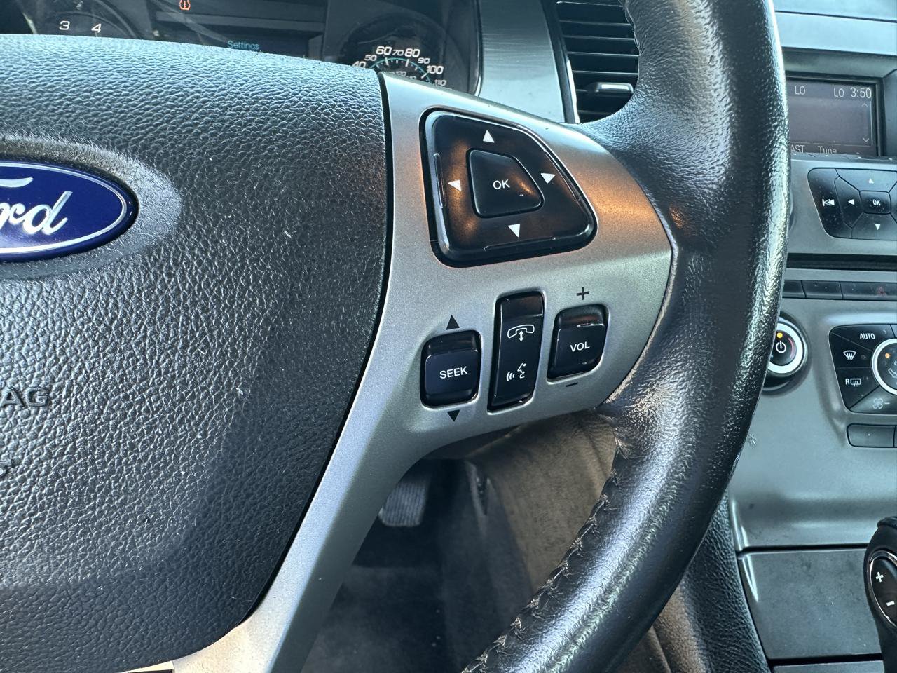 Used 2013 Ford Taurus SEL FWD image 14