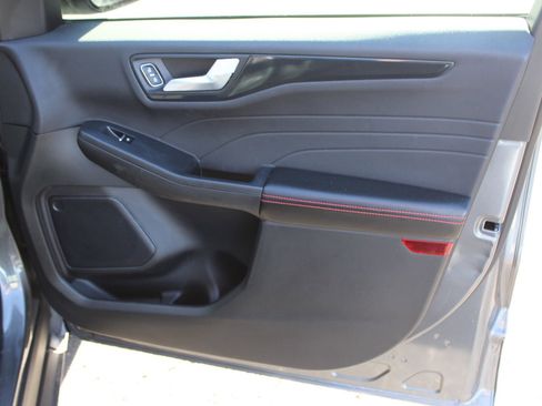 Used 2024 Ford Escape ST-Line w/ Tech Pack #1 image 11