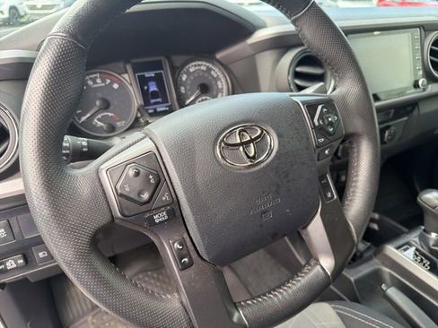 Used 2023 Toyota Tacoma TRD Sport AWD/4WD image 46