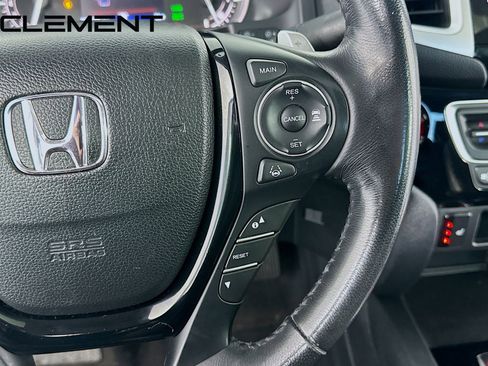 Used 2020 Honda Ridgeline RTL-E image 16