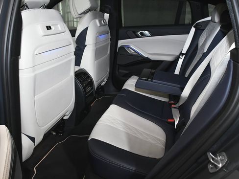 Used 2023 BMW X6 M50i w/ Executive Package image 58