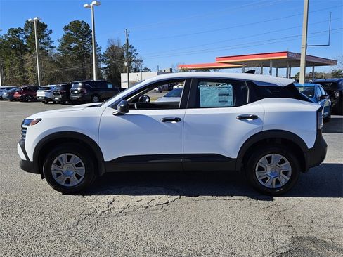 New 2026 Nissan Kicks S image 2