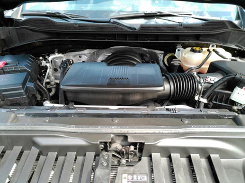 Certified 2024 Chevrolet Silverado 1500 Custom Trail Boss AWD/4WD image 4