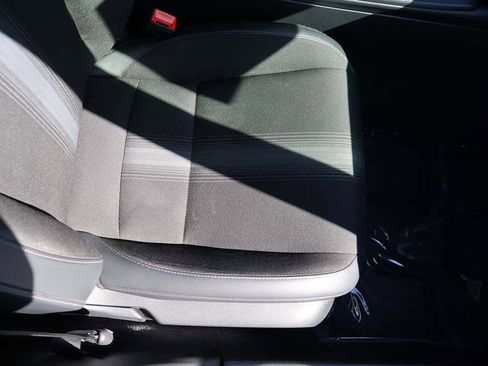 Used 2025 Honda Civic Sport image 29