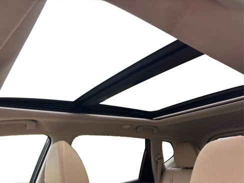 Used 2016 Nissan Rogue SL w/ SL Premium Package image 28