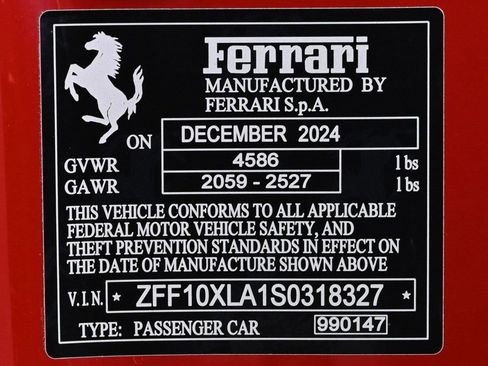 Certified 2025 Ferrari 12Cilindri image 27