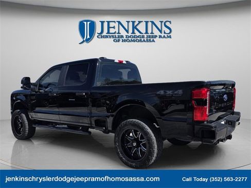 Used 2023 Ford F250 XL w/ STX Appearance Package image 4