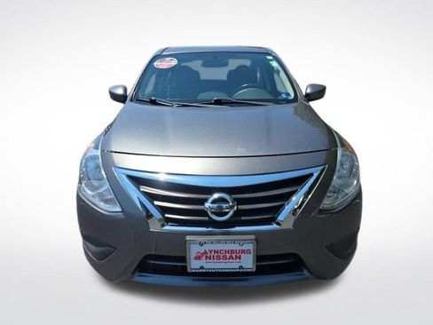 Used 2018 Nissan Versa S Plus FWD image 7