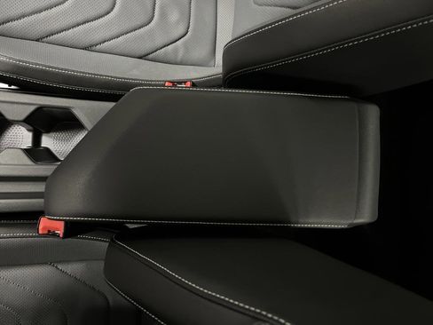 Used 2025 Volkswagen Jetta SEL image 19