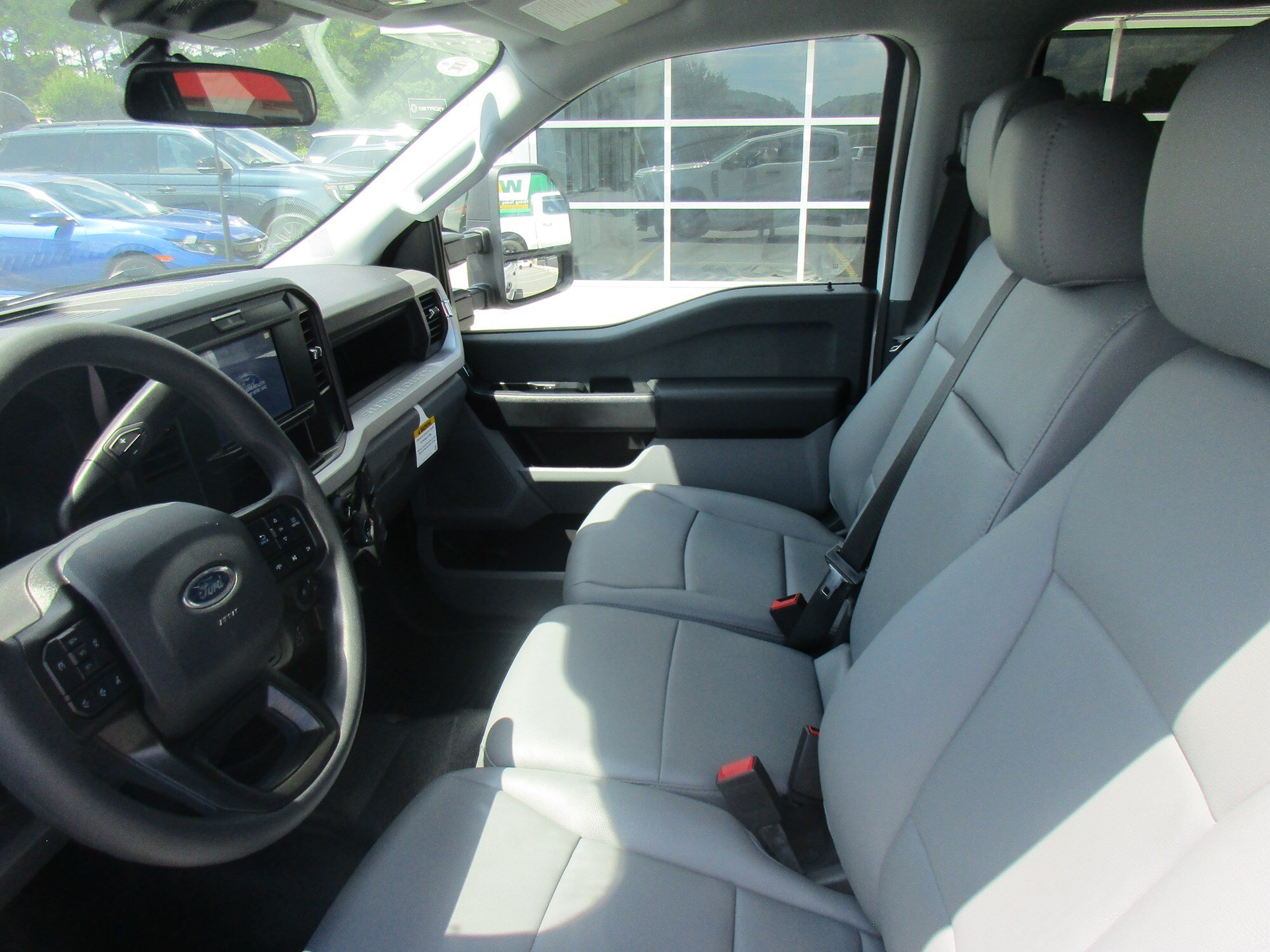 New 2026 Ford F350 XL w/ 360-Degree Camera Package RWD image 11