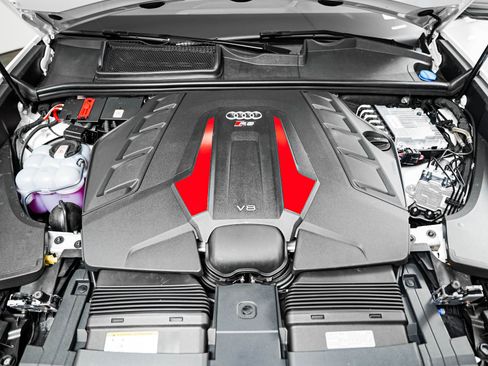 New 2026 Audi RS Q8 performance AWD/4WD image 3