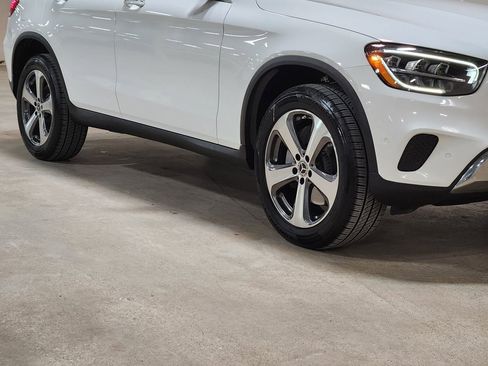 Used 2023 Mercedes-Benz GLC 300 4MATIC Coupe image 16