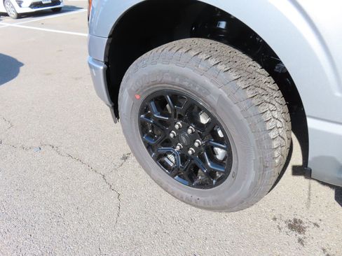 New 2026 Ford F150 XLT w/ Equipment Group 302A MID AWD/4WD image 8