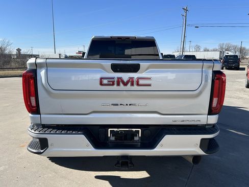 Used 2020 GMC Sierra 3500 Denali w/ Denali Ultimate Package image 4