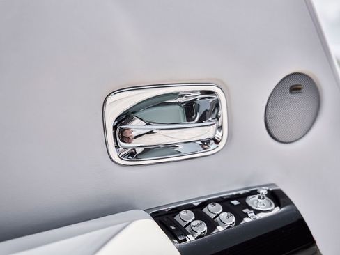 Used 2009 Rolls-Royce Phantom Coupe RWD image 32