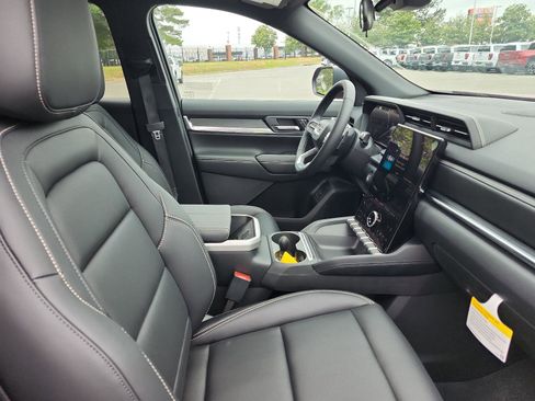 New 2026 GMC Terrain Elevation FWD image 6