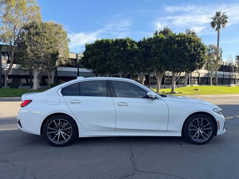 Used 2019 BMW 330i 330i Sedan 4D w/ Convenience Package image 15