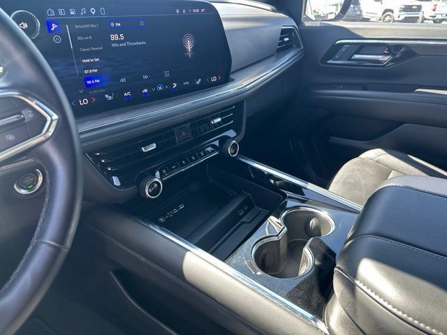 Certified 2025 Chevrolet Suburban LT AWD/4WD image 24