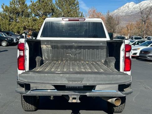 Used 2024 Chevrolet Silverado 2500 LT AWD/4WD image 7