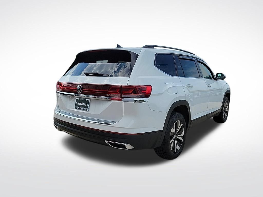 Used 2024 Volkswagen Atlas SE FWD image 4