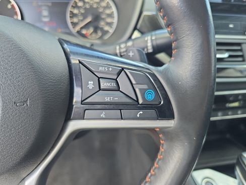 Used 2023 Nissan Altima 2.0 SR FWD image 24