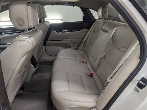 Used 2013 Cadillac XTS Premium image 14