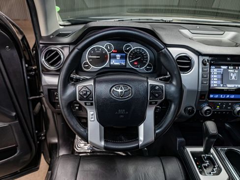 Used 2017 Toyota Tundra Platinum AWD/4WD image 13