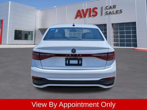 Used 2025 Volkswagen Jetta Sport FWD image 7