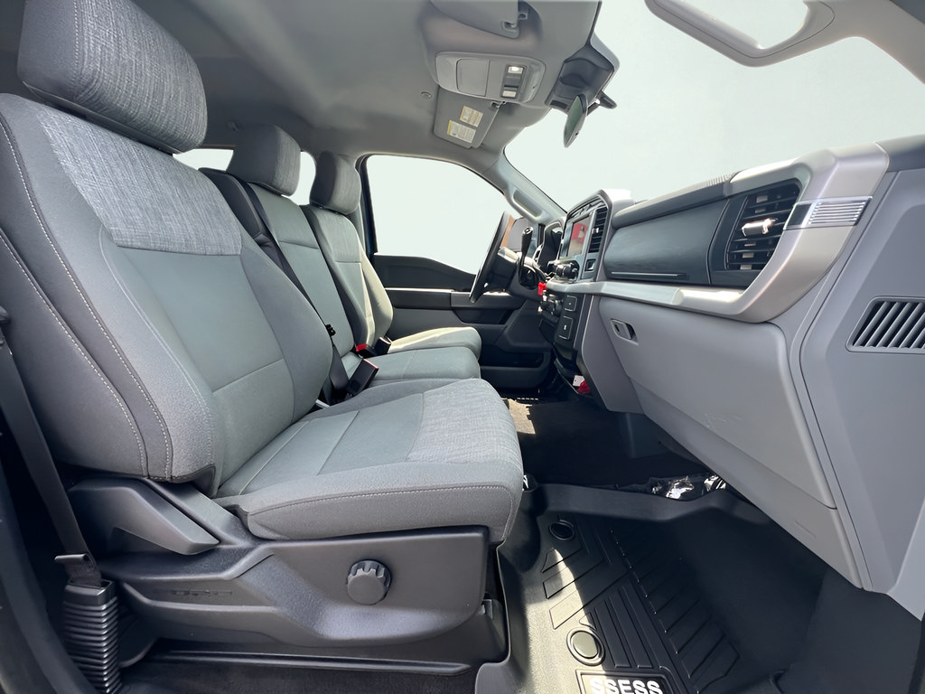 Used 2022 Ford F150 XLT w/ XTR Package AWD/4WD image 28