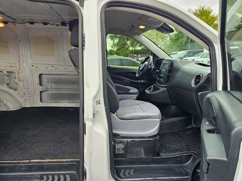 Used 2016 Mercedes-Benz Metris image 21