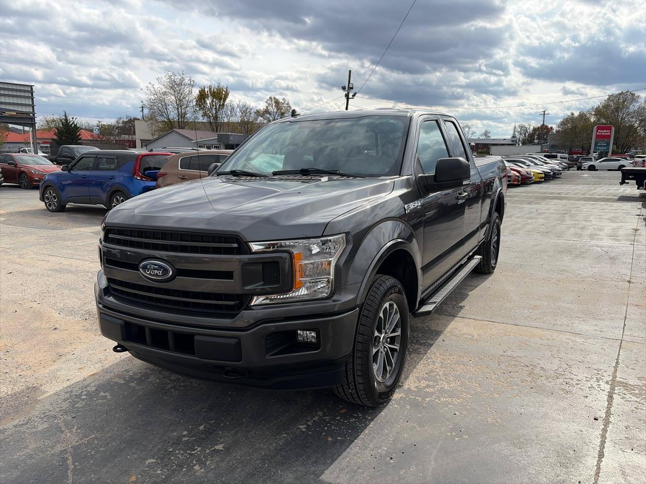 Used 2020 Ford F150 XLT w/ Equipment Group 302A Luxury AWD/4WD image 7