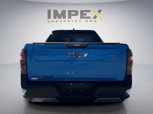 Used 2026 Chevrolet Silverado EV Trail Boss AWD/4WD image 4
