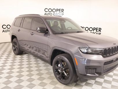 Used 2023 Jeep Grand Cherokee L Laredo